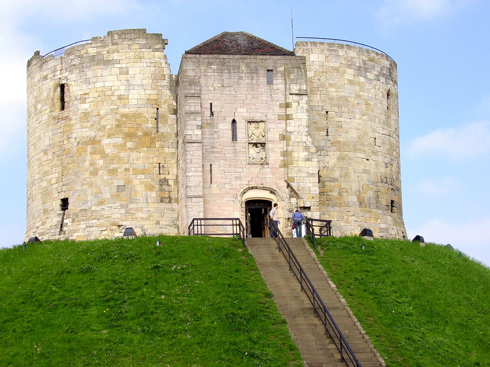 Free Clifford's Tower Stock Photo - FreeImages.com